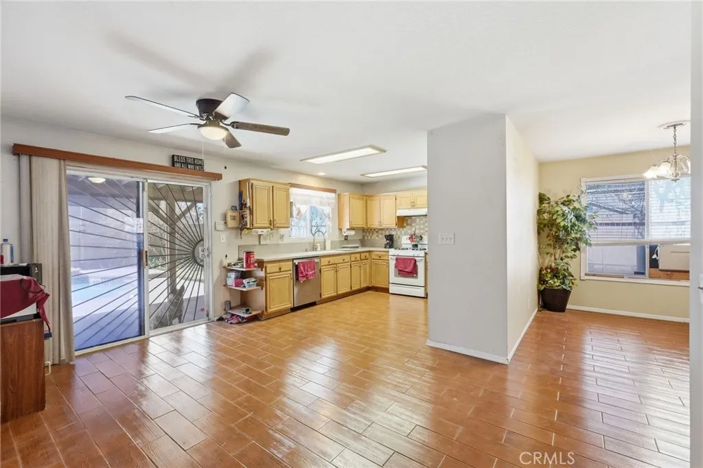 Additional image 27 of 45409 Pickford Avenue, Lancaster, CA 93534