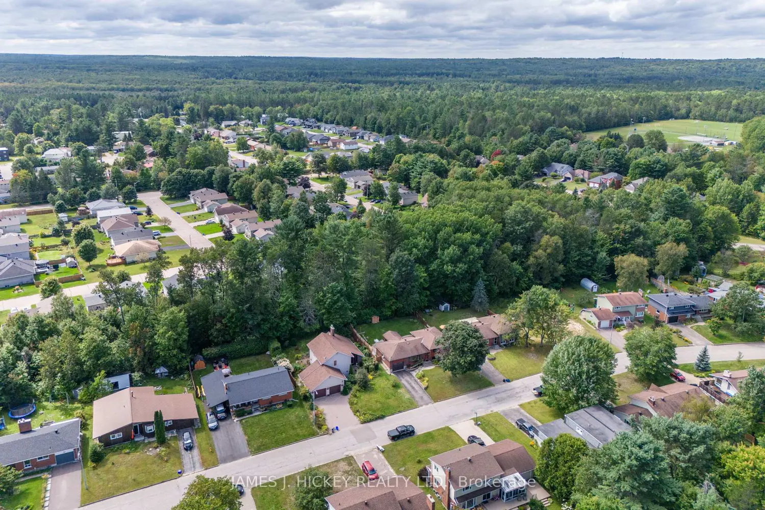 Additional image 19 of 119 Frontenac Crescent
