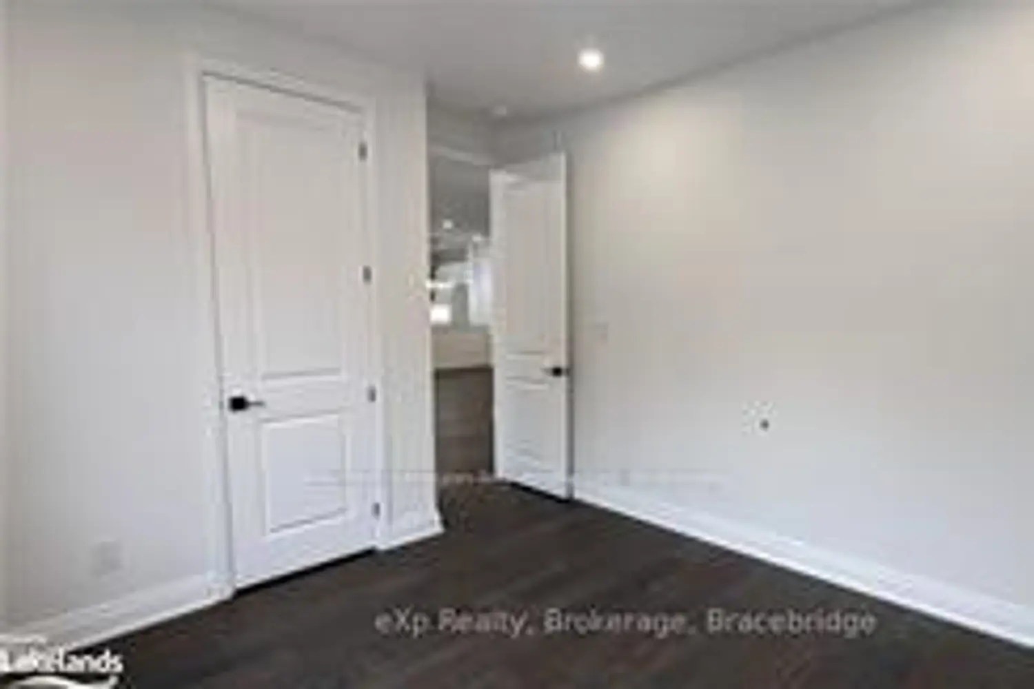 Additional image 14 of 29 Rue Camille Road