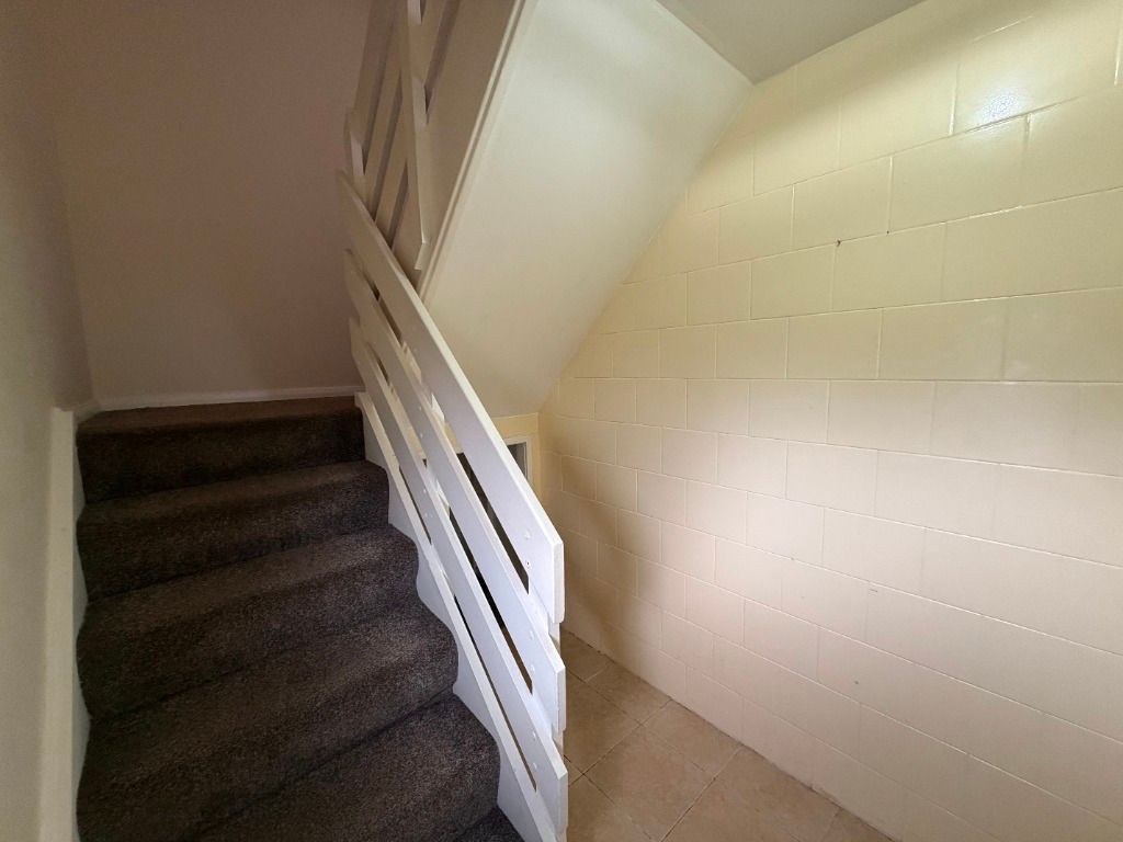 Additional image 2 of 3 bed maisonette to rentKenilworth Rise, Livingston EH54