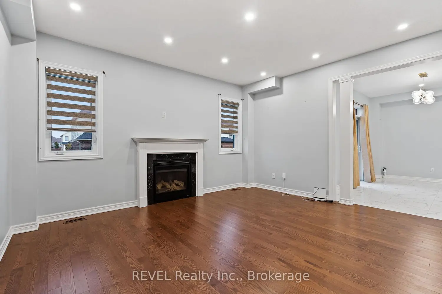 Additional image 10 of 32 Sparkle Drive