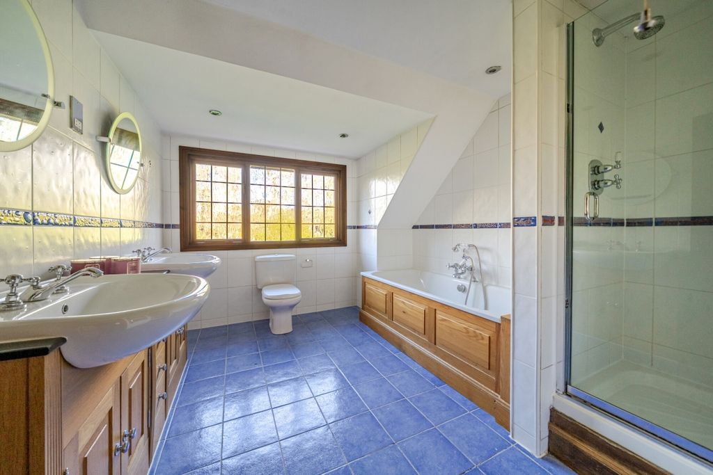 Additional image 13 of 4 bed detached house to rentWestwood Road, Windlesham GU20