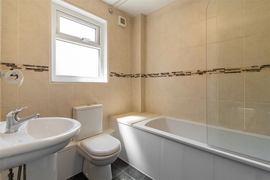 Additional image 21 of 6 bed shared accommodation to rentFalmouth Road, Heaton, Newcastle Upon Tyne NE6