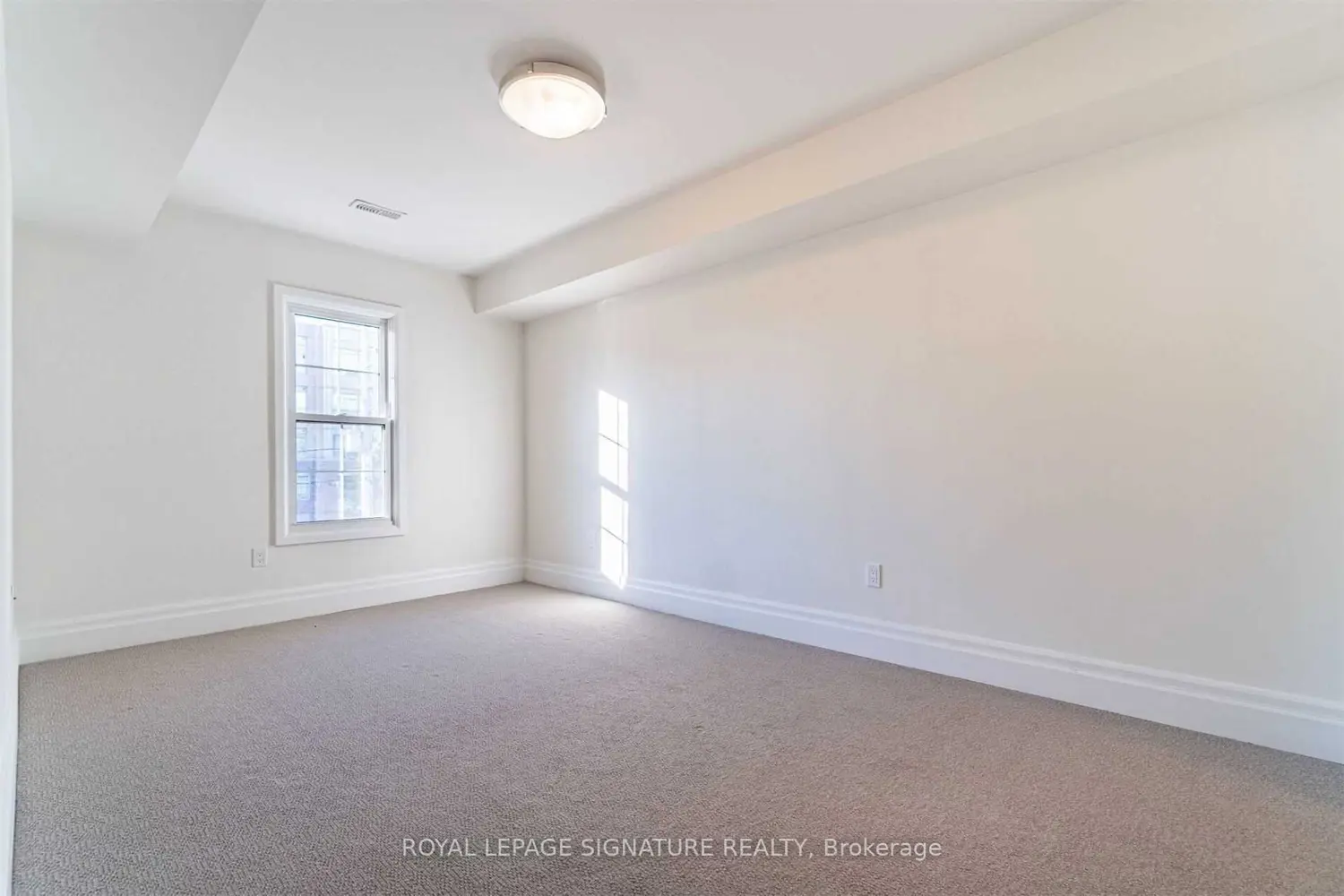 Additional image 13 of 760 Lakeshore Road 202