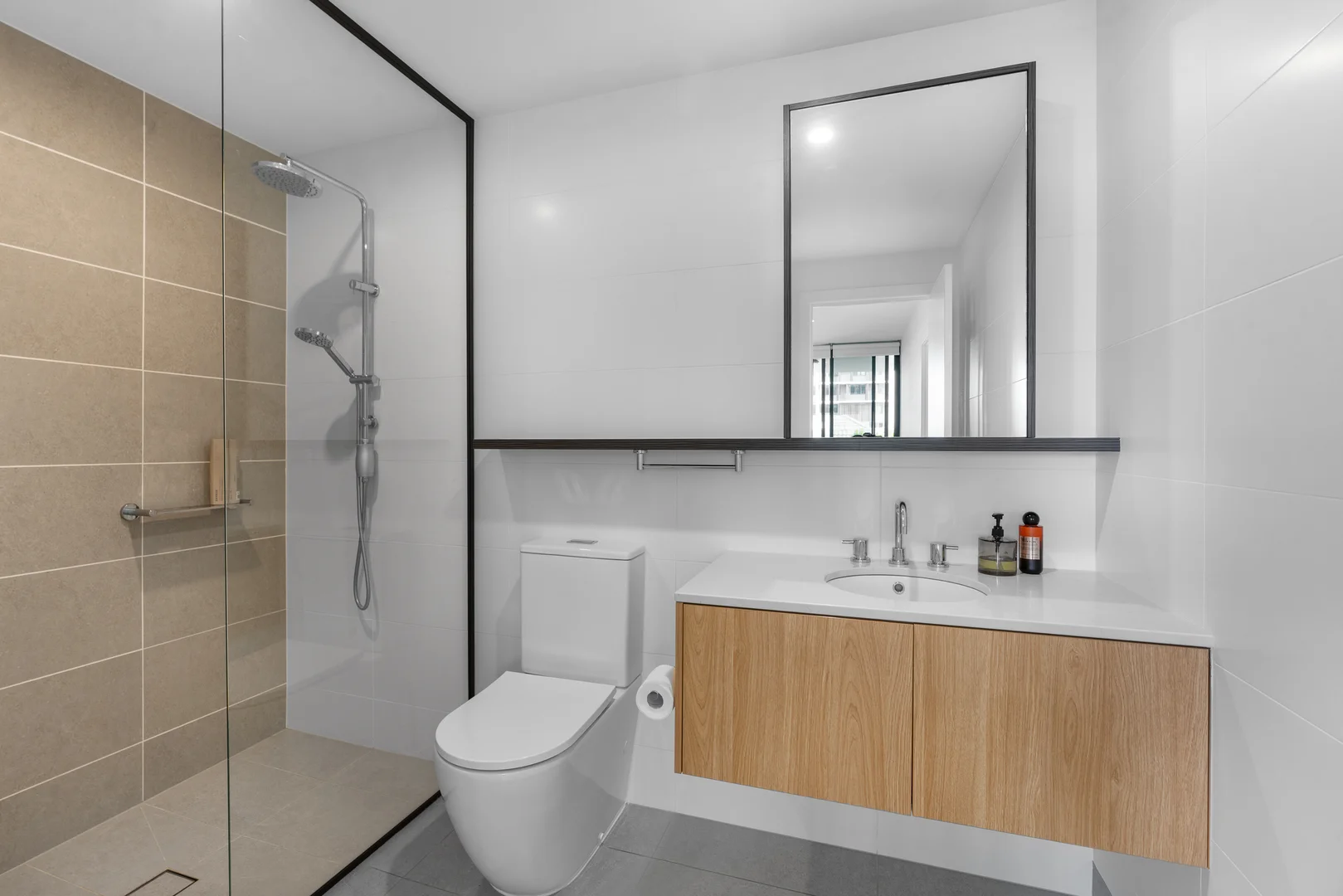 Additional image 12 of 203/3-7 Twenty Fourth Avenue, Palm Beach QLD 4221