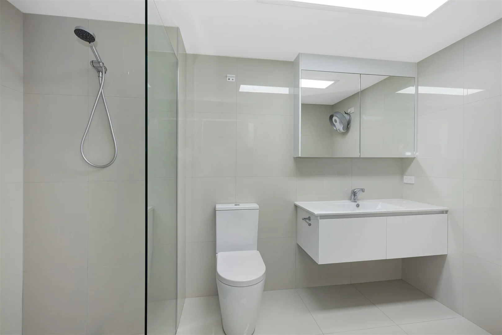 Additional image 5 of 18/30-32 Fitzgerald Esplanade, Innisfail QLD 4860