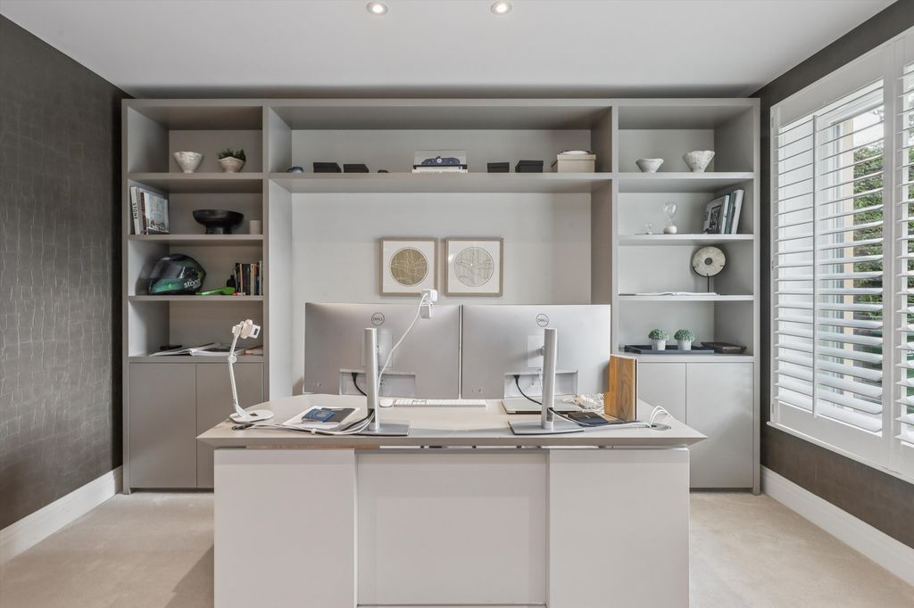Additional image 19 of 6 bed detached house to rentFairbourne, Cobham, Surrey KT11