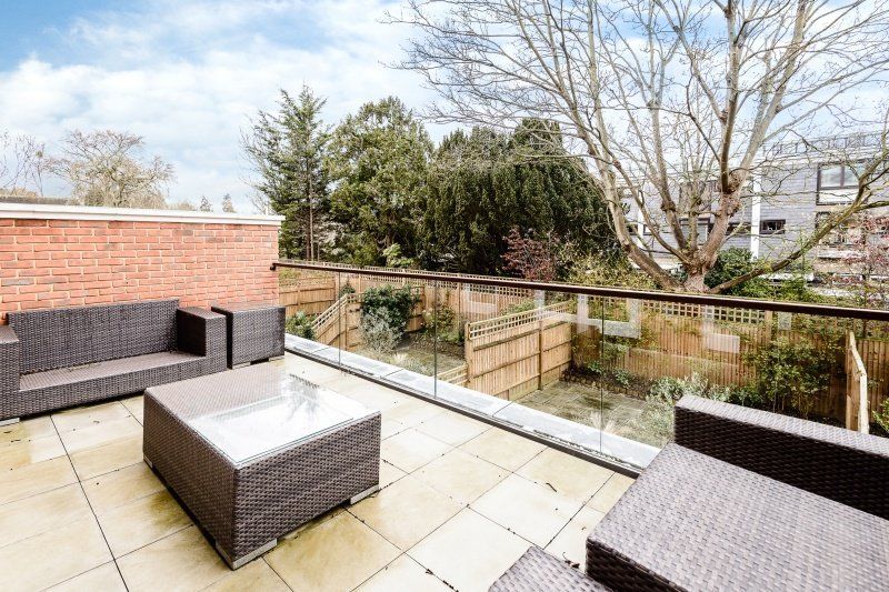 Additional image 15 of 5 bed terraced house to rentKings Road, Windsor, Berkshire SL4
