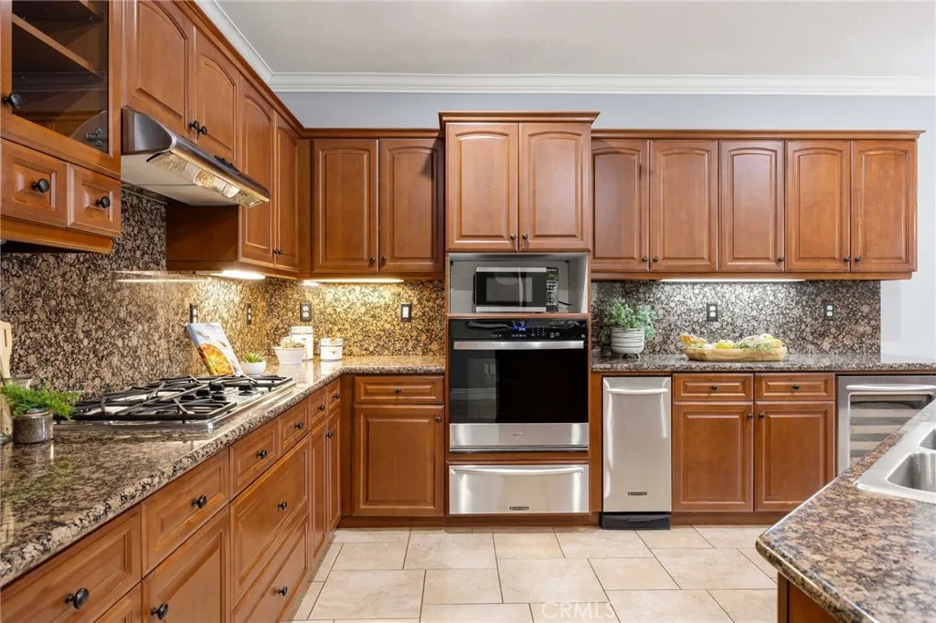 Additional image 29 of 303 Sunburst Ln, Corona, CA 92879