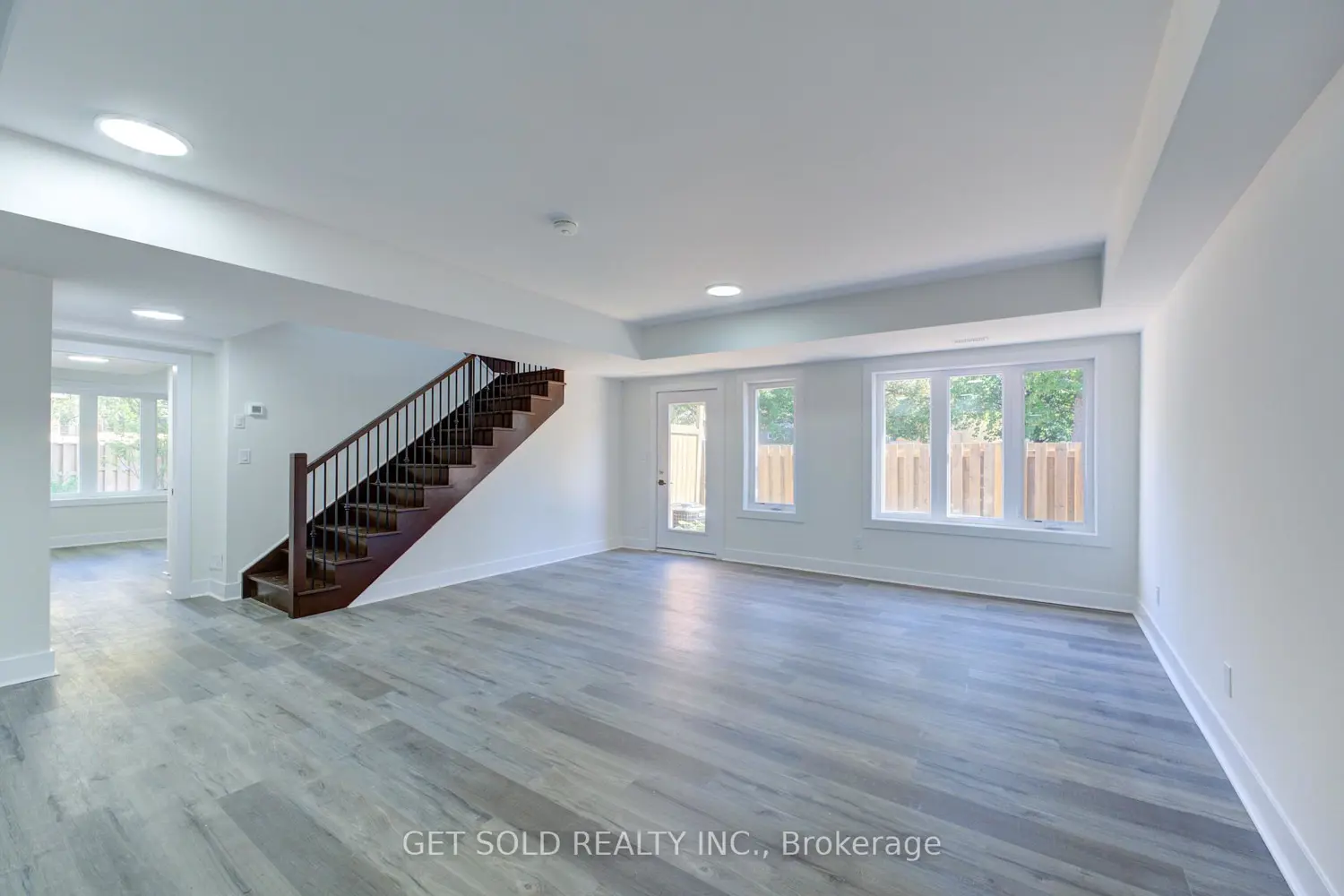 Additional image 4 of 6701 Thorold Stone Road 7