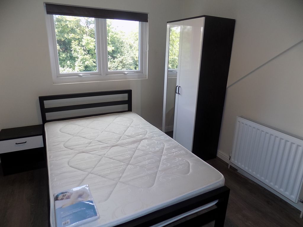 Additional image 6 of 5 bed shared accommodation to rentQueens Road, Sheffield S2