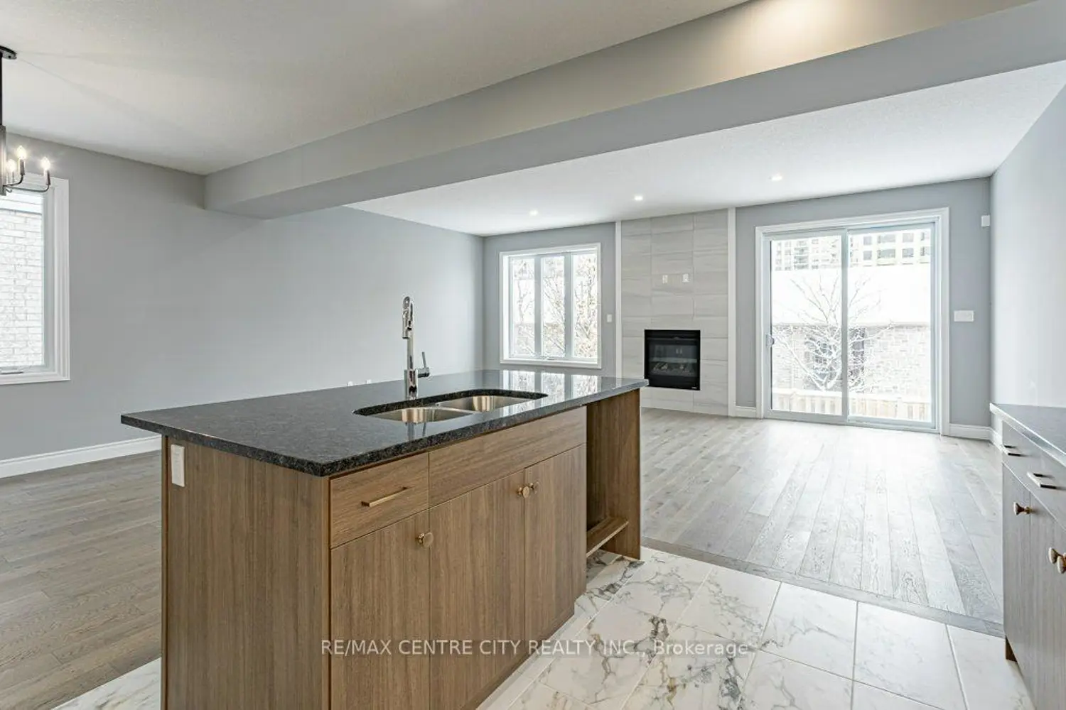 Additional image 6 of 1596 Noah Bend