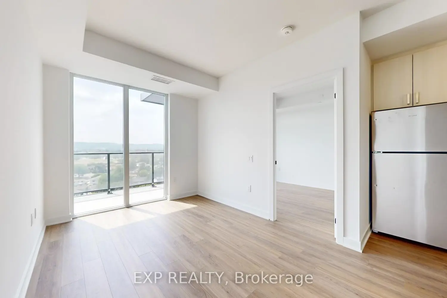 Additional image 7 of 2782 Barton Street 919