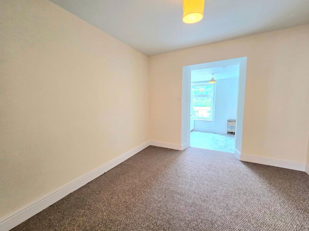 Additional image 4 of 2 bed flat to rent2A Prices Row, Abercarn NP11