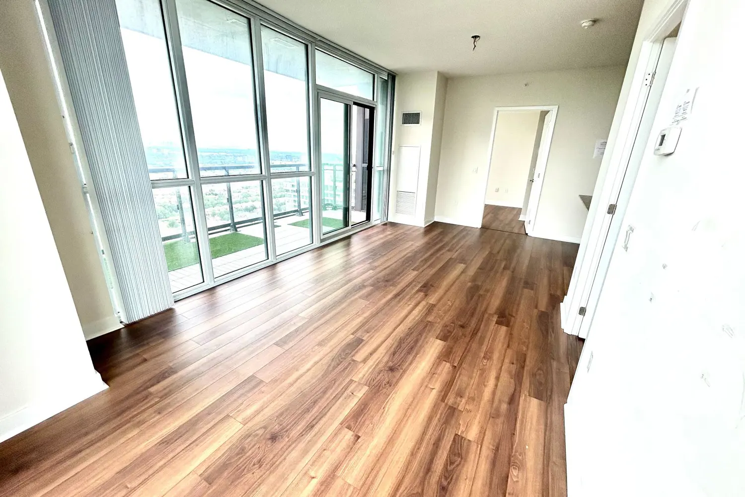 Additional image 10 of 3975 Grand Park Drive 2809