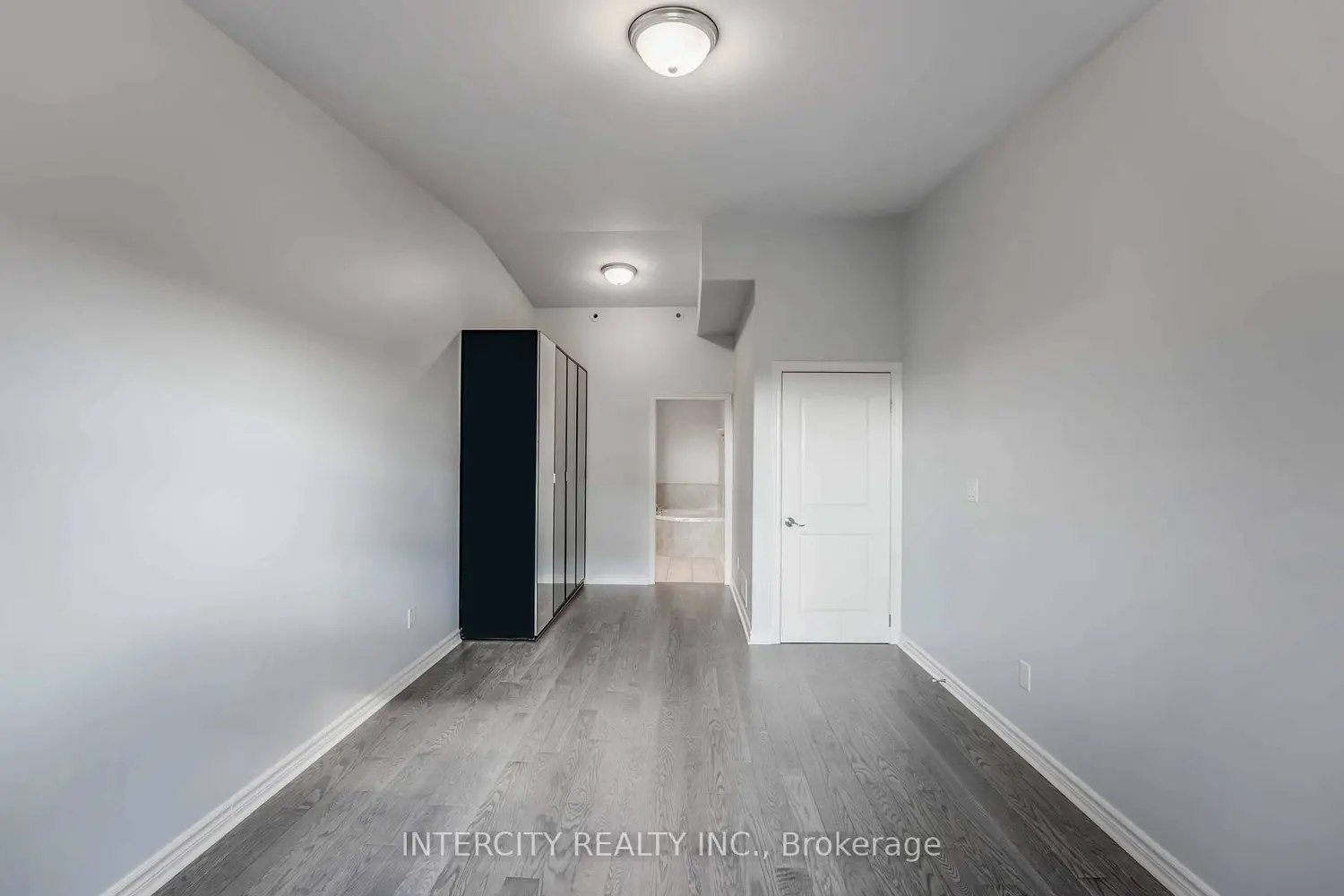 Additional image 9 of 6928 Ailanthus Avenue 306