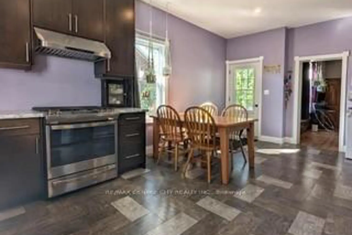 Additional image 10 of 40 Goshen Street