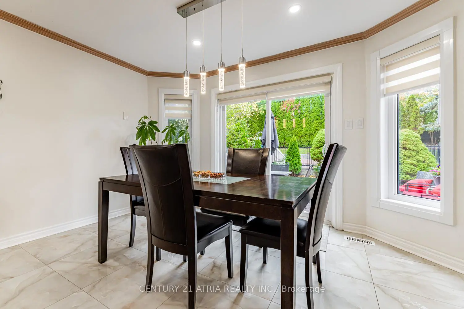 Additional image 6 of 898 Stonehaven Avenue