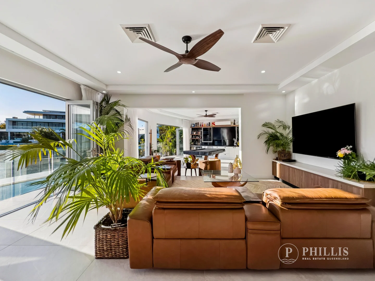 Additional image 46 of 86 Royal Albert Crescent, Sovereign Islands QLD 4216