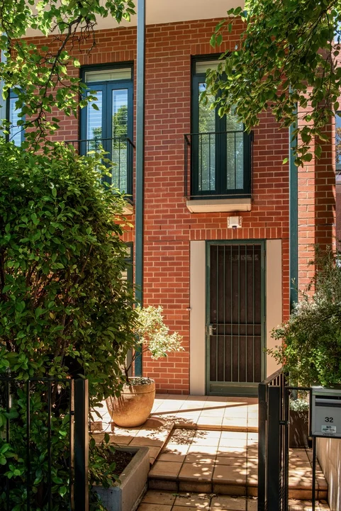 32 Webb Lane, East Melbourne VIC 3002