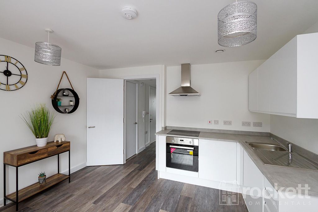 Additional image 2 of 2 bed flat to rentMarsh Box, 2 Marsh Parade, Newcastle Under Lyme, Staffordshire ST5