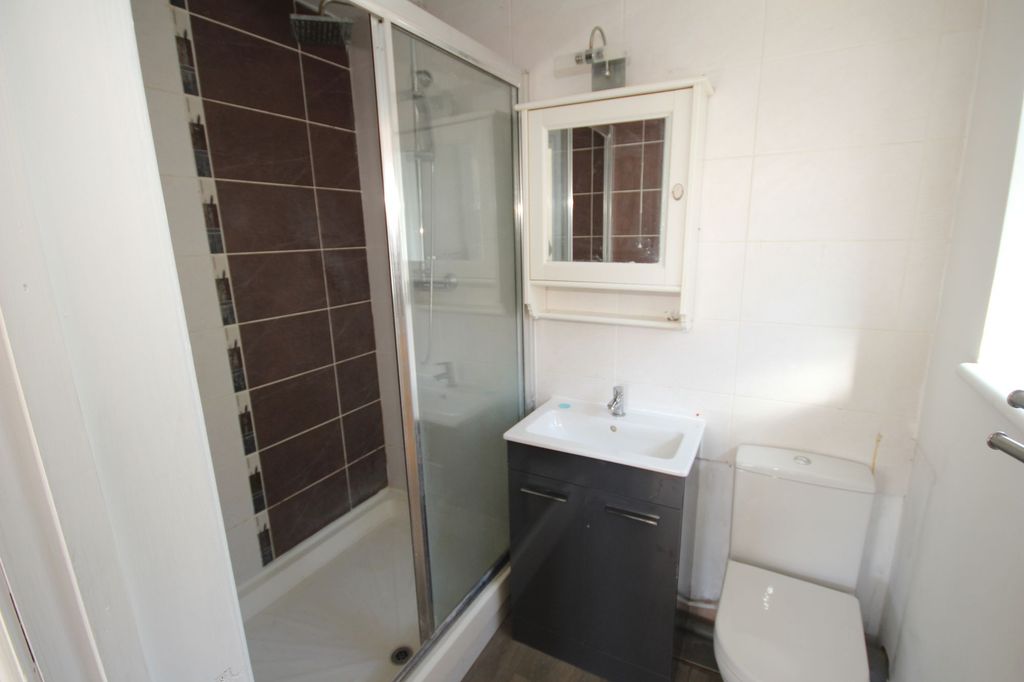 Additional image 32 of 9 bed detached house to rentSomerset Way, Iver SL0