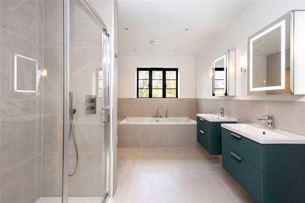 Additional image 8 of 6 bed detached house to rentNash Lane, Scaynes Hill, Haywards Heath, West Sussex RH17