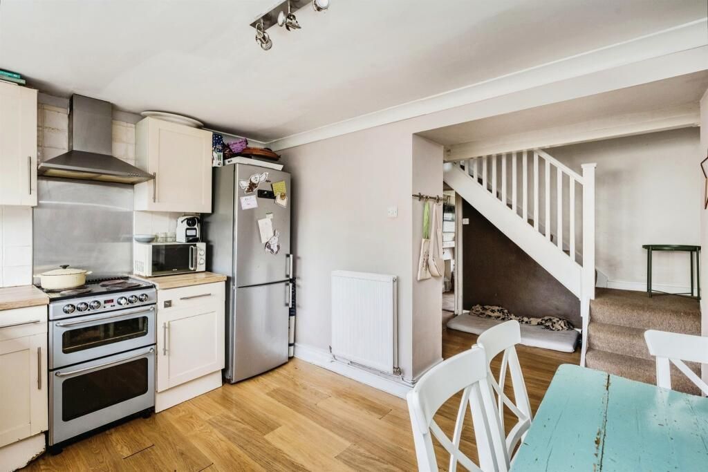 Additional image 5 of 2 bed semi-detached house to rentPen-Yr-Heol, Pen-Y-Fai, Bridgend CF31
