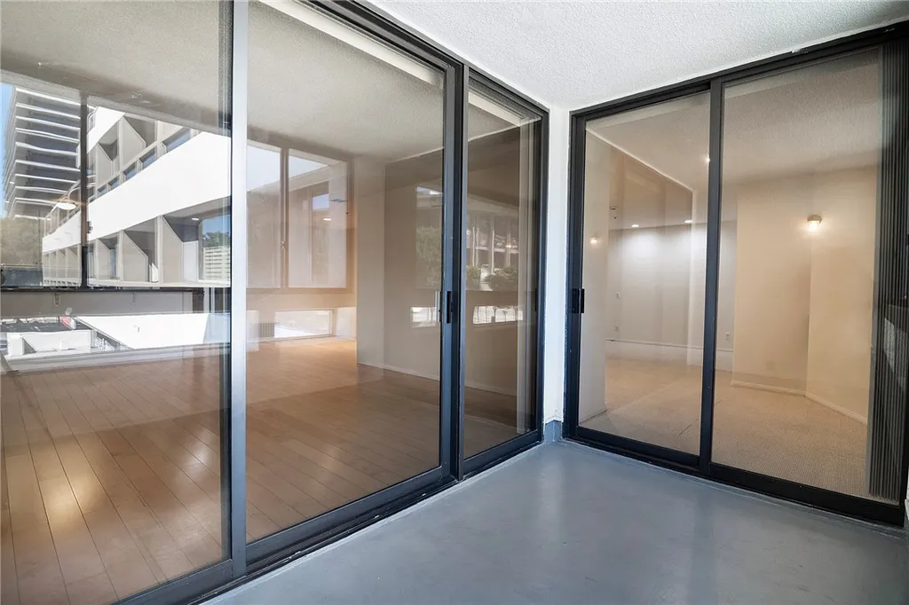 Additional image 8 of 121 S Hope Street Unit 333, Los Angeles, CA 90012