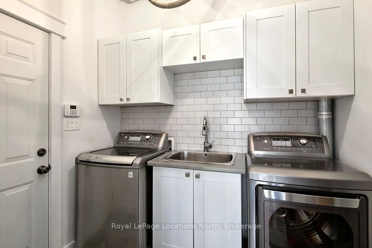 Additional image 9 of 174 High Bluff Lane