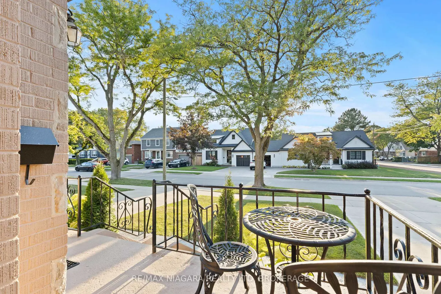 123 South Drive photo 3