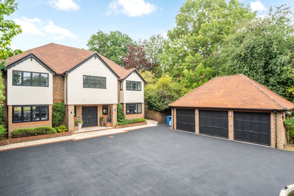 Additional image 25 of 5 bed detached house to rentSt. Leonards Hill, Windsor SL4