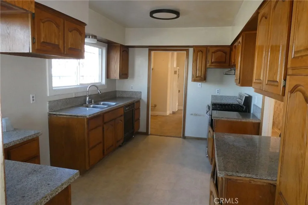 Additional image 20 of 7040 Arlington Ave, Los Angeles, CA 90043