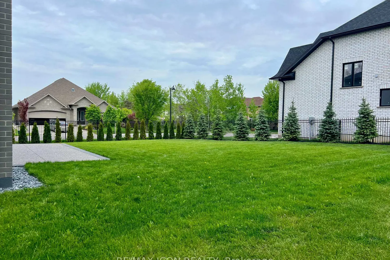 Additional image 20 of 685 Meadowsweet Avenue