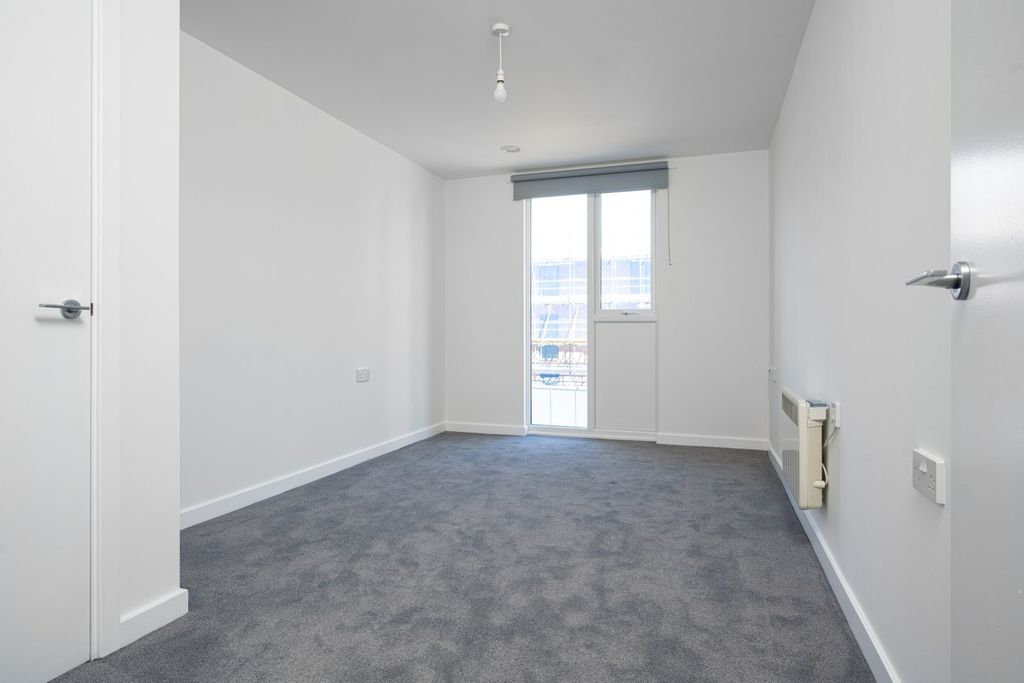 Additional image 6 of 2 bed flat to rentBernard Street, Ocean Village SO14