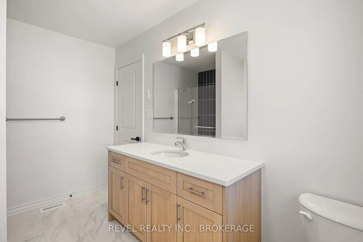 Additional image 13 of 332 Dockside Drive