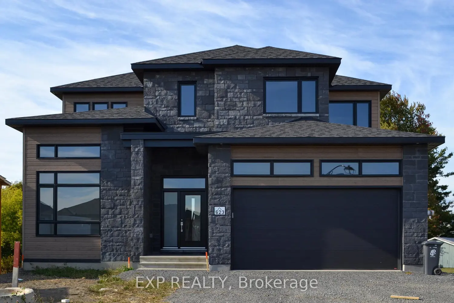 Additional image 6 of 623 Montessor Crescent