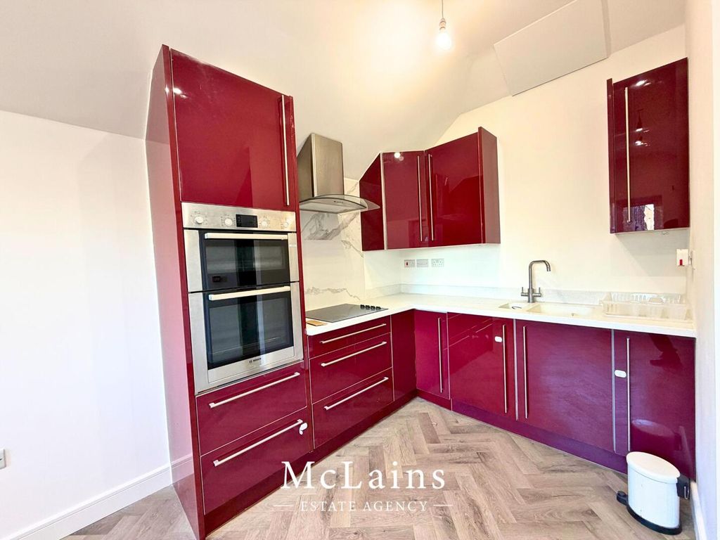 Additional image 6 of 2 bed flat to rentPeel Street, Luton LU1