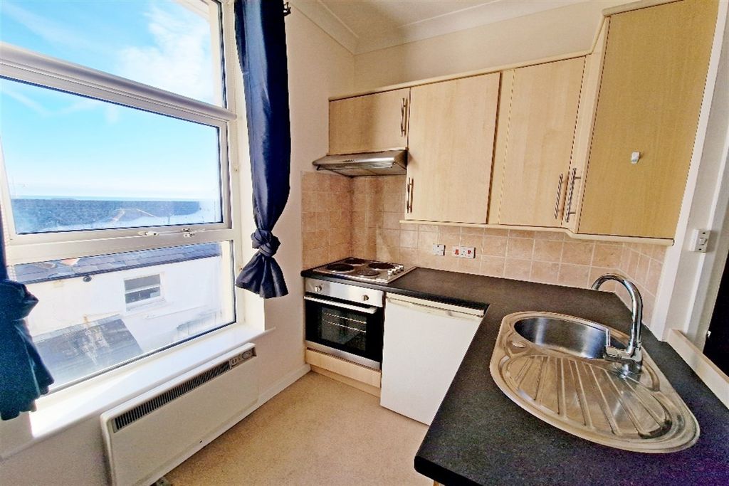 Additional image 5 of Studio to rentConnaught House, The Esplanade, Bognor Regis, West Sussex PO21