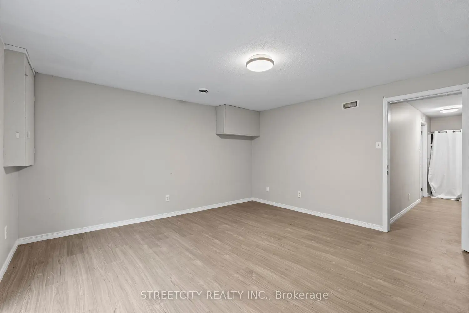 Additional image 17 of 577 Third Street 36