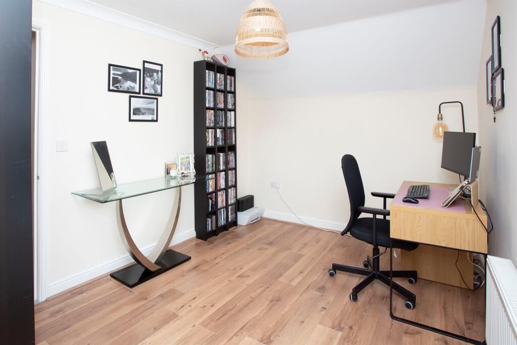 Additional image 11 of 3 bed end terrace house to rentRhiw'r Derwen, Llanharan, Pontyclun CF72