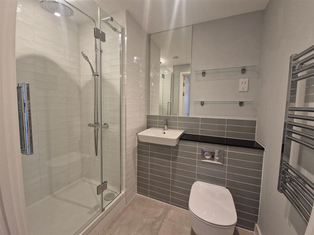 Additional image 7 of 2 bed flat to rentChevette Court, Luton LU2
