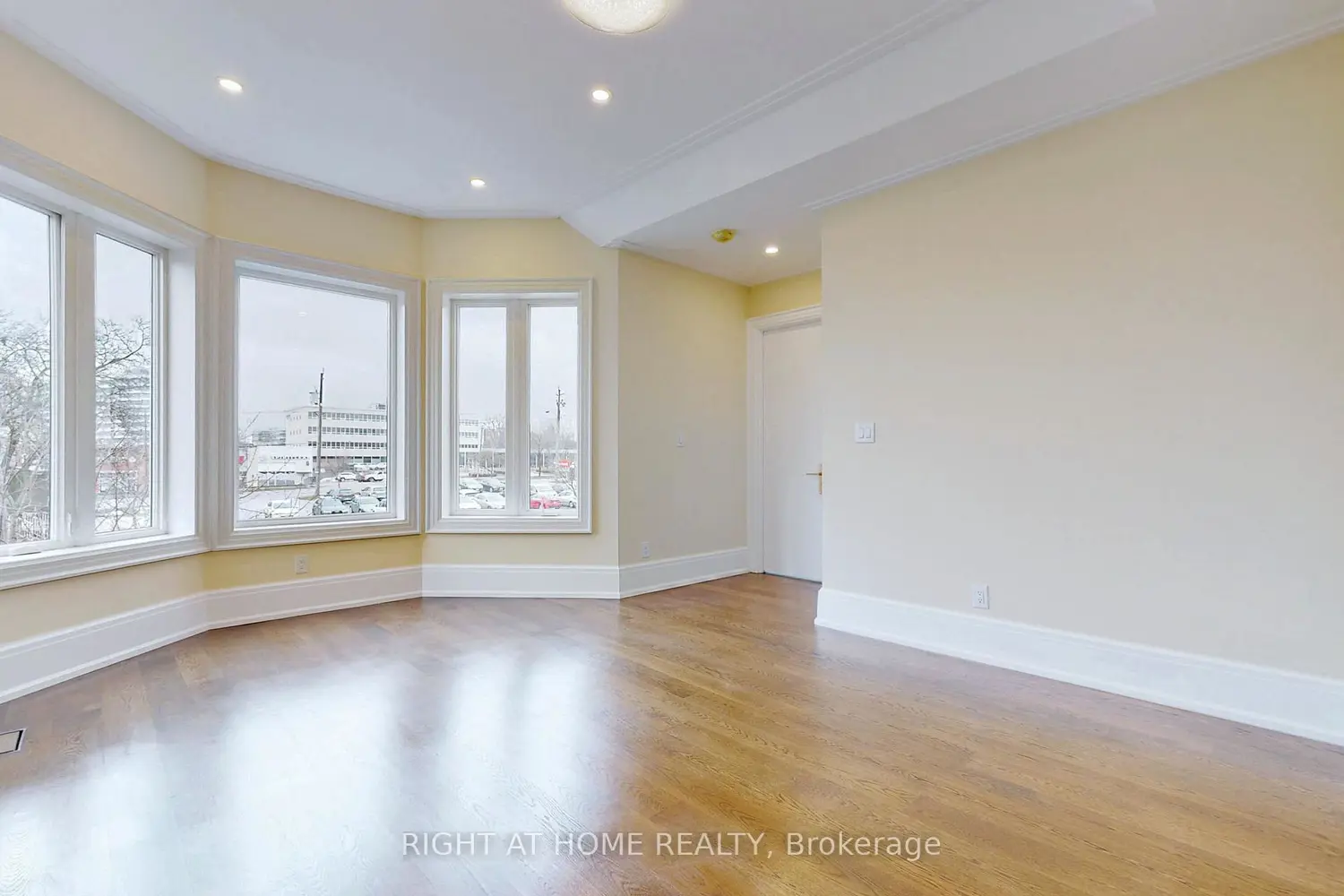 Additional image 12 of 10 Jocelyn Crescent