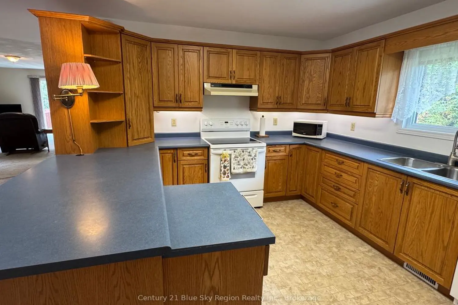 Additional image 16 of 363 Main Street