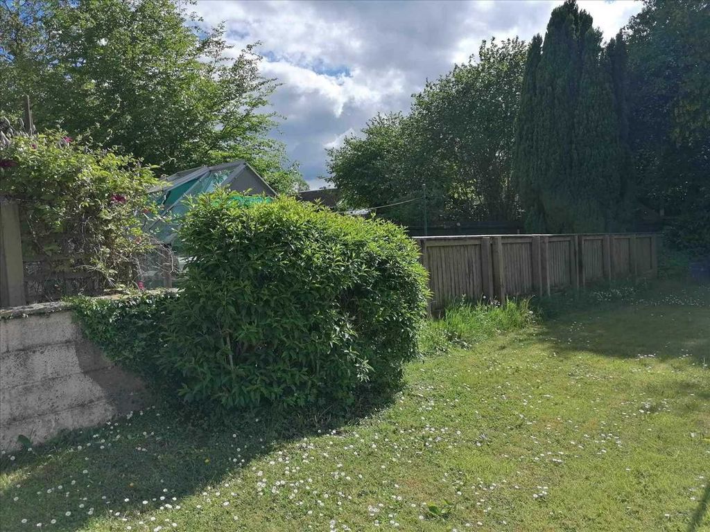 Additional image 12 of 3 bed semi-detached house to rentDynevor Avenue, Llandeilo SA19