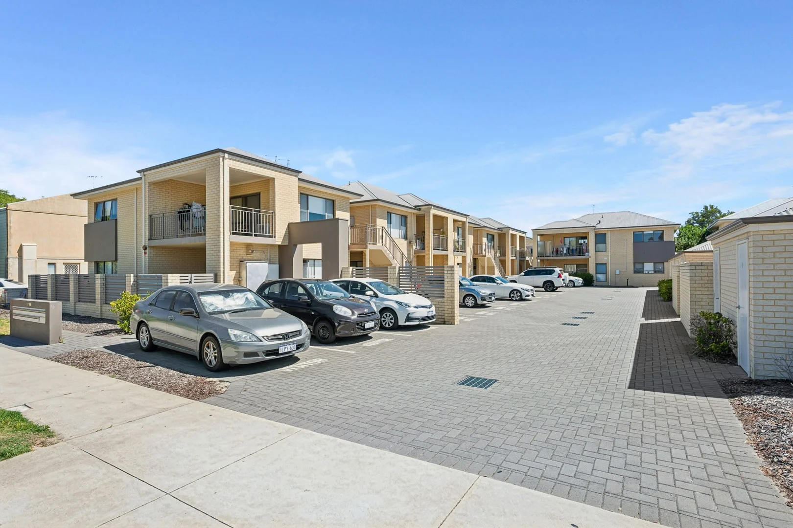 5/11 Redcliffe Street, East Cannington WA 6107