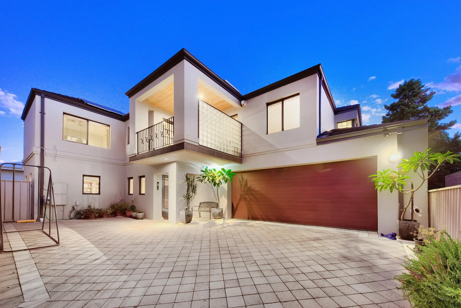 10B Frape Avenue, Yokine WA 6060