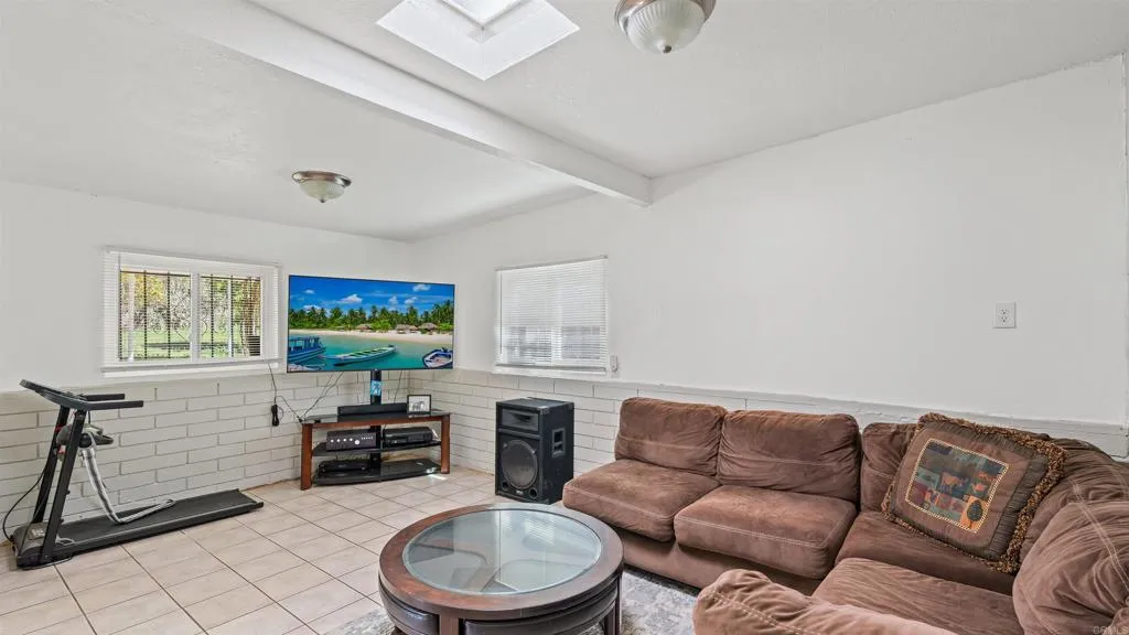 Additional image 39 of 6020 Albemarle St, San Diego, CA 92139