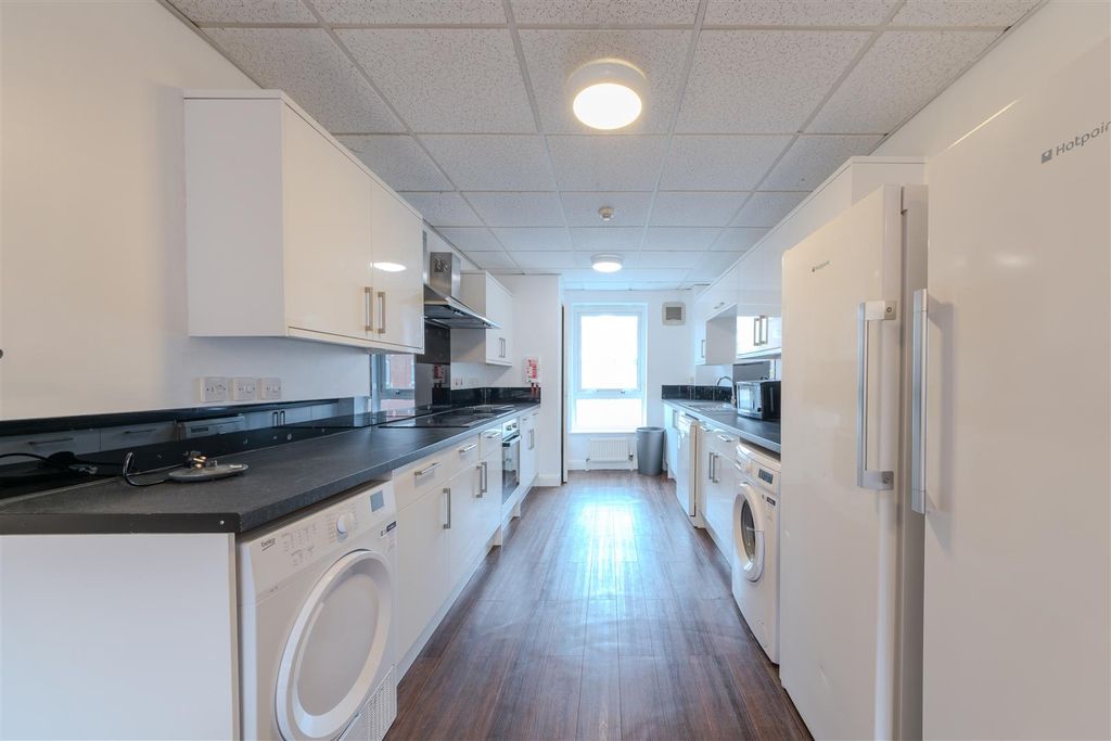 Additional image 2 of 7 bed property to rentRanelagh Terrace, Leamington Spa CV31