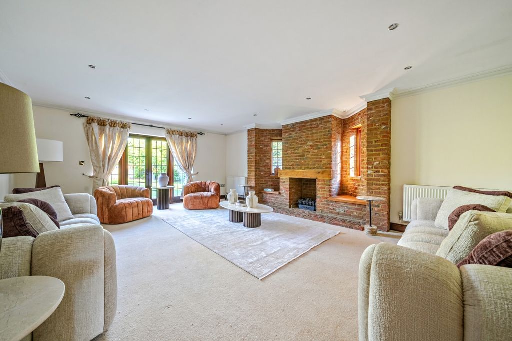 Additional image 3 of 4 bed detached house to rentWestwood Road, Windlesham GU20